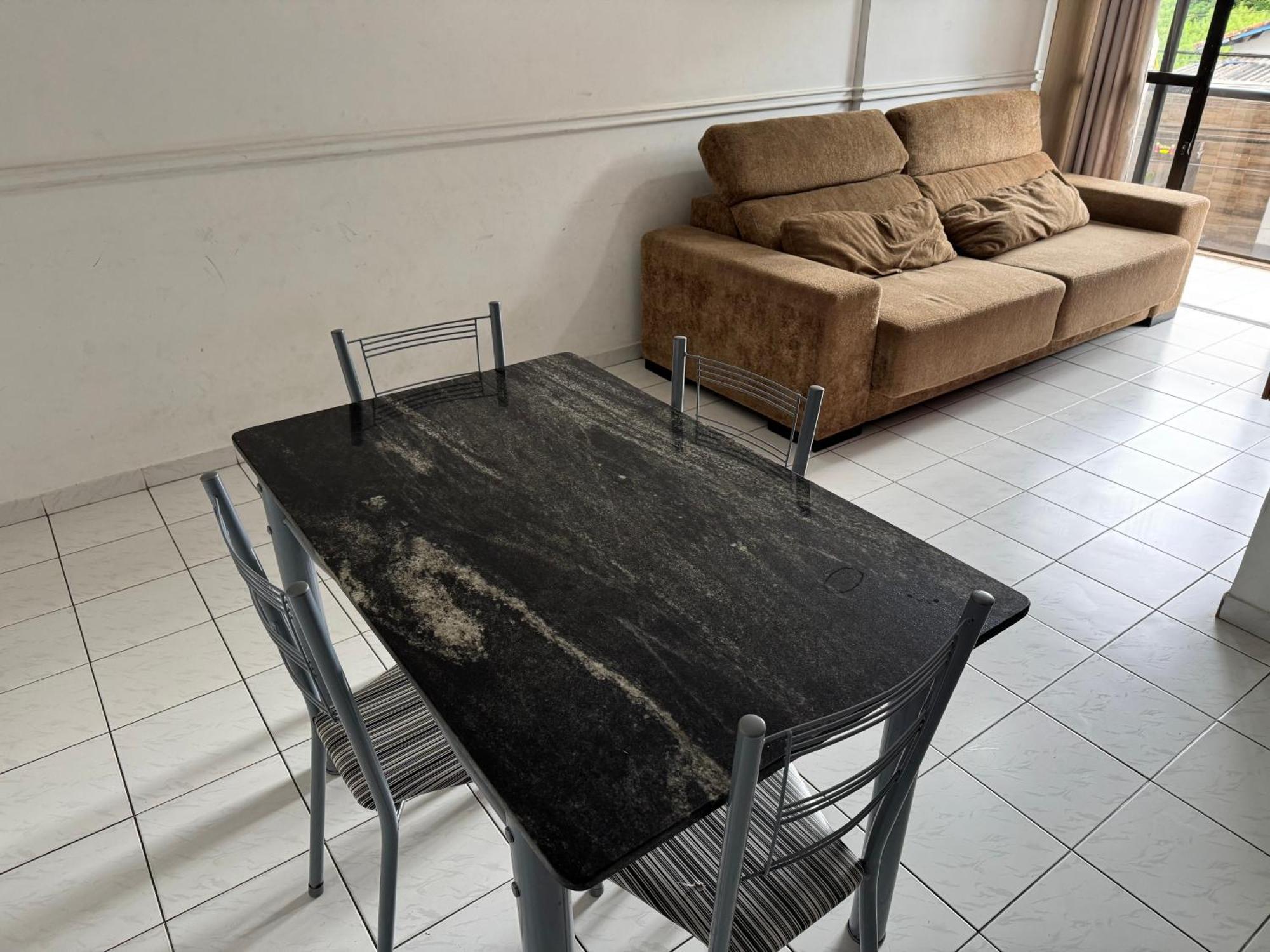 Confortavel Apartamento 1 Dorm Com Piscina E Lazer グァルジャー エクステリア 写真